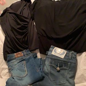 Outfit bundle. Two jeans and two tops for only $19!